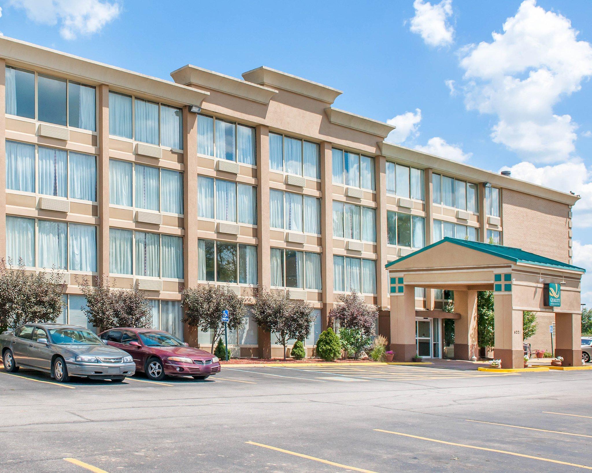 Quality Inn & Suites Lafayette I-65 Exteriör bild