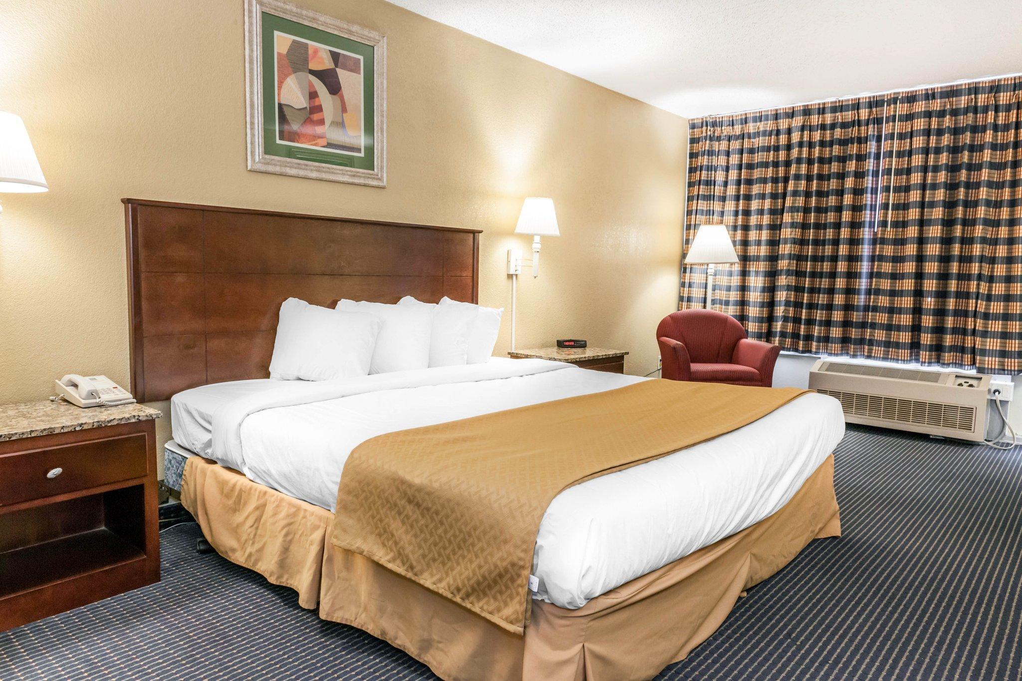 Quality Inn & Suites Lafayette I-65 Exteriör bild
