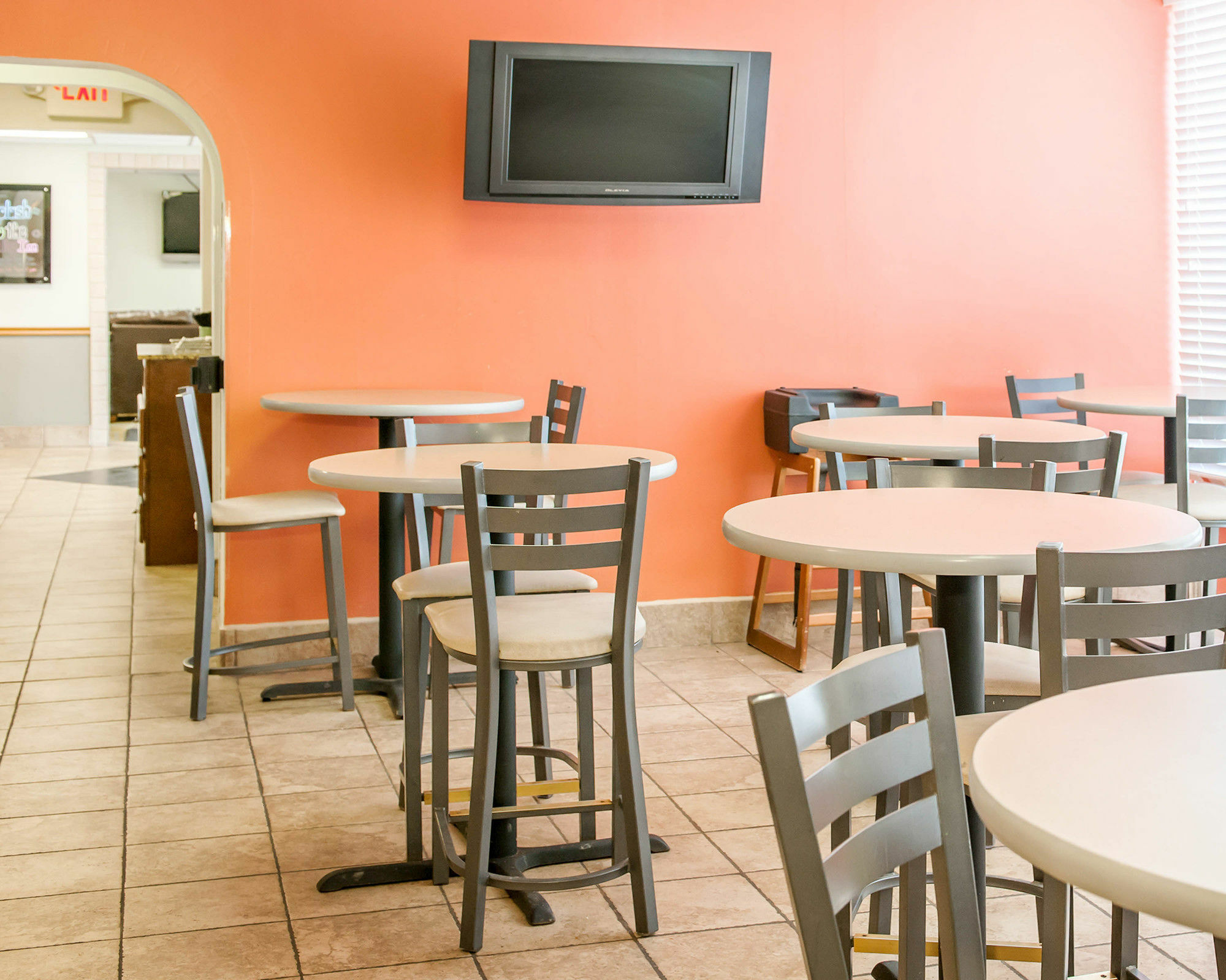 Quality Inn & Suites Lafayette I-65 Exteriör bild